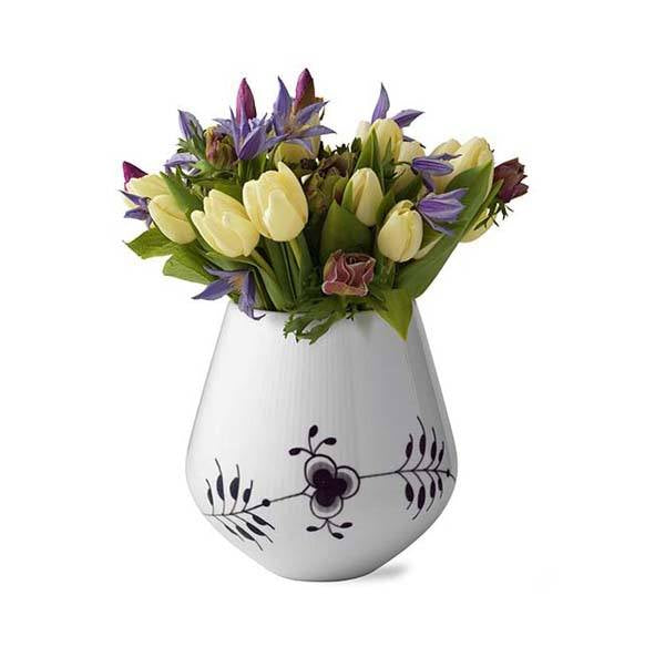 Royal Copenhagen Sort Mega vase - 20,5 cm. - Bahne